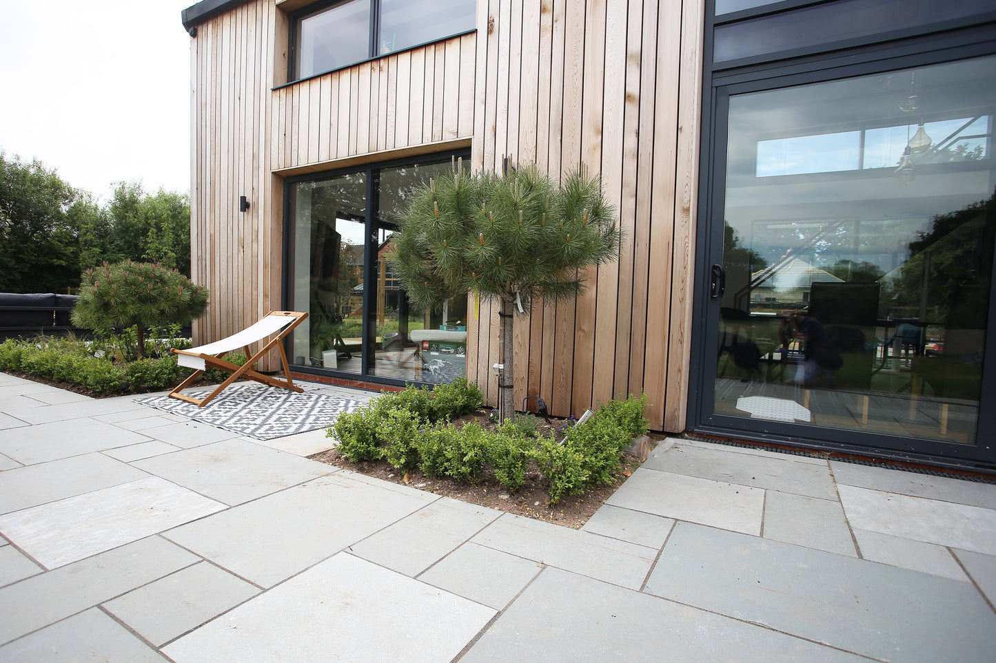 Ethan Mason Blue Sawn-Edge Limestone Paving Patio Kit - Paving Shopper