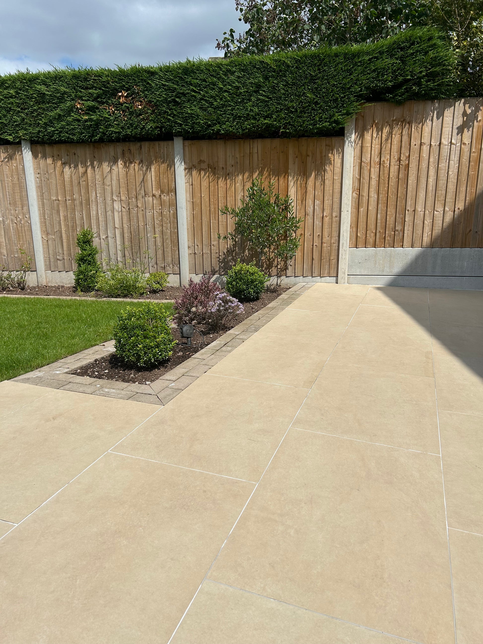 Ethan Mason Tuscany Beige Porcelain 900 x 600 Paving Slabs - Paving Shopper