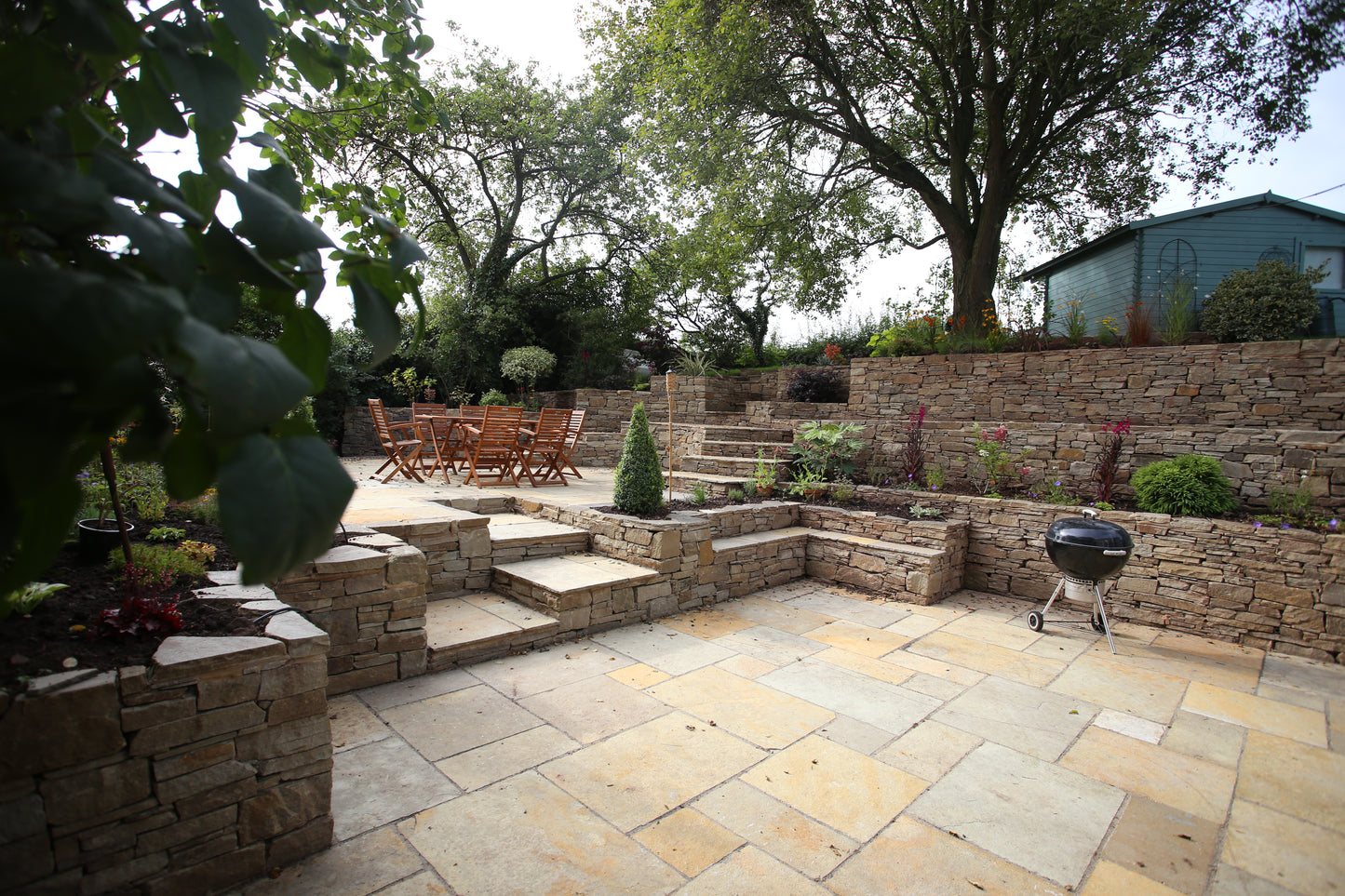 Ethan Mason Yellow Mix Limestone Paving - Paving Shopper