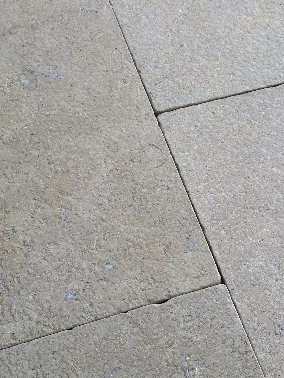 Egyptian Limestone Acid Tumbled 900x600 Paving Slabs 19.8m2
