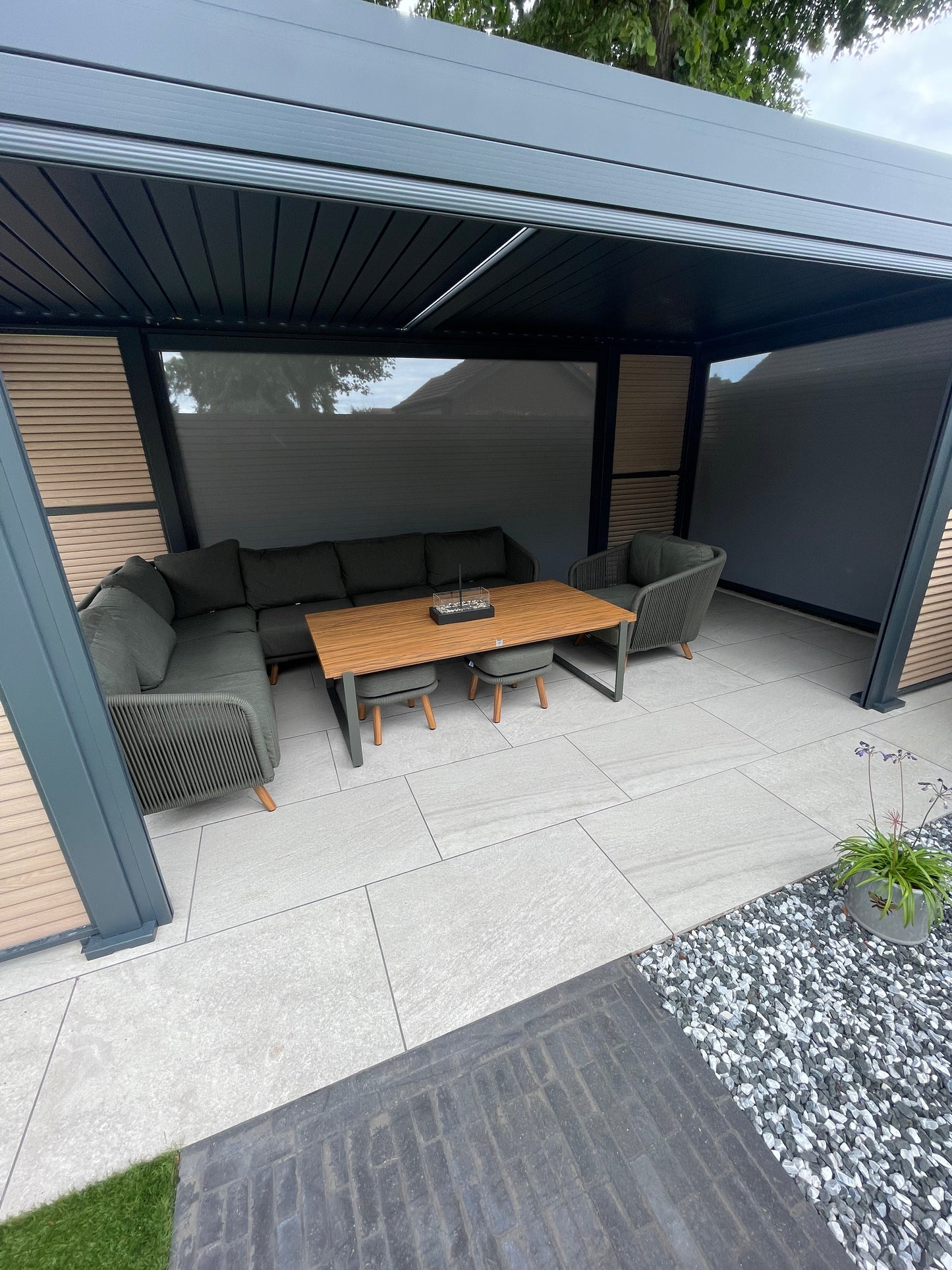 Everest Pearl Porcelain 900 x 600 Paving Slabs