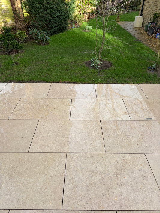 Egyptian Limestone Sinai Pearl Honed & Tumbled 900x600 Paving 16.5m2 - Paving Shopper