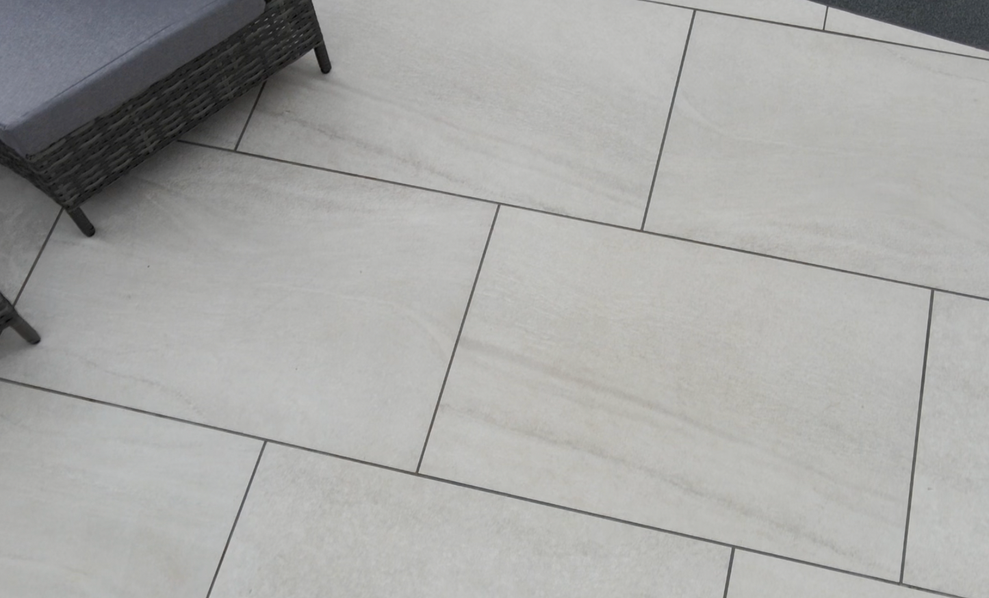 Everest Pearl Porcelain 900 x 600 Paving Slabs