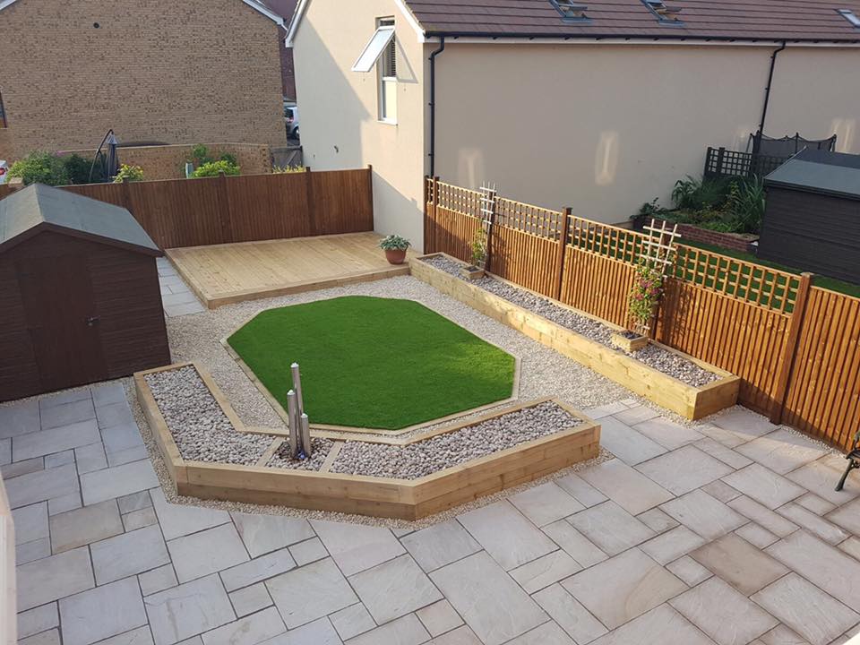 Ethan Mason Singoli White Indian Sandstone Paving - Paving Shopper