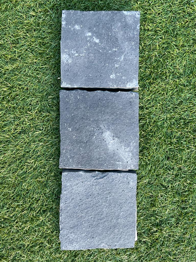 Limestone Setts Kota Black Limestone Setts 10m2 – Paving Shopper
